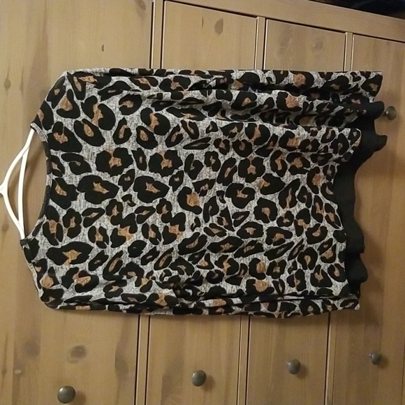 Suzy Shier • top | M - Picture 2 of 4